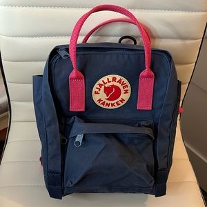 Fjallraven Women's Kanken Mini Backpack, excellent condition